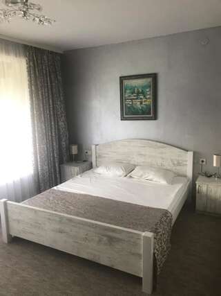 Отель Комплекс Лебанов Yundola Двухместный номер Делюкс с 1 кроватью и ванной-6